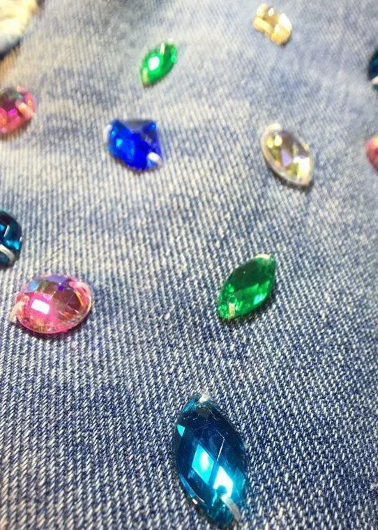 Unique Blue Nail Bead Patchwork High Waist Ripped Shorts Jeans - Image 3